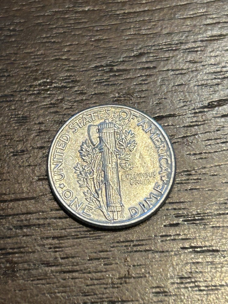 1945 Mercury Dime AU