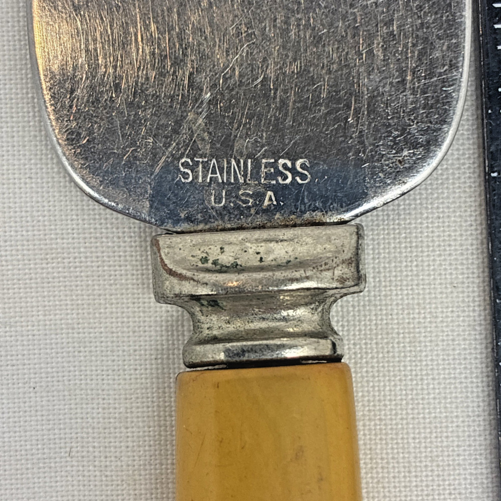 Vintage Mid Centur Modern Cheese/Pie/Cake Knife Bakelite Handle Frontier Forge