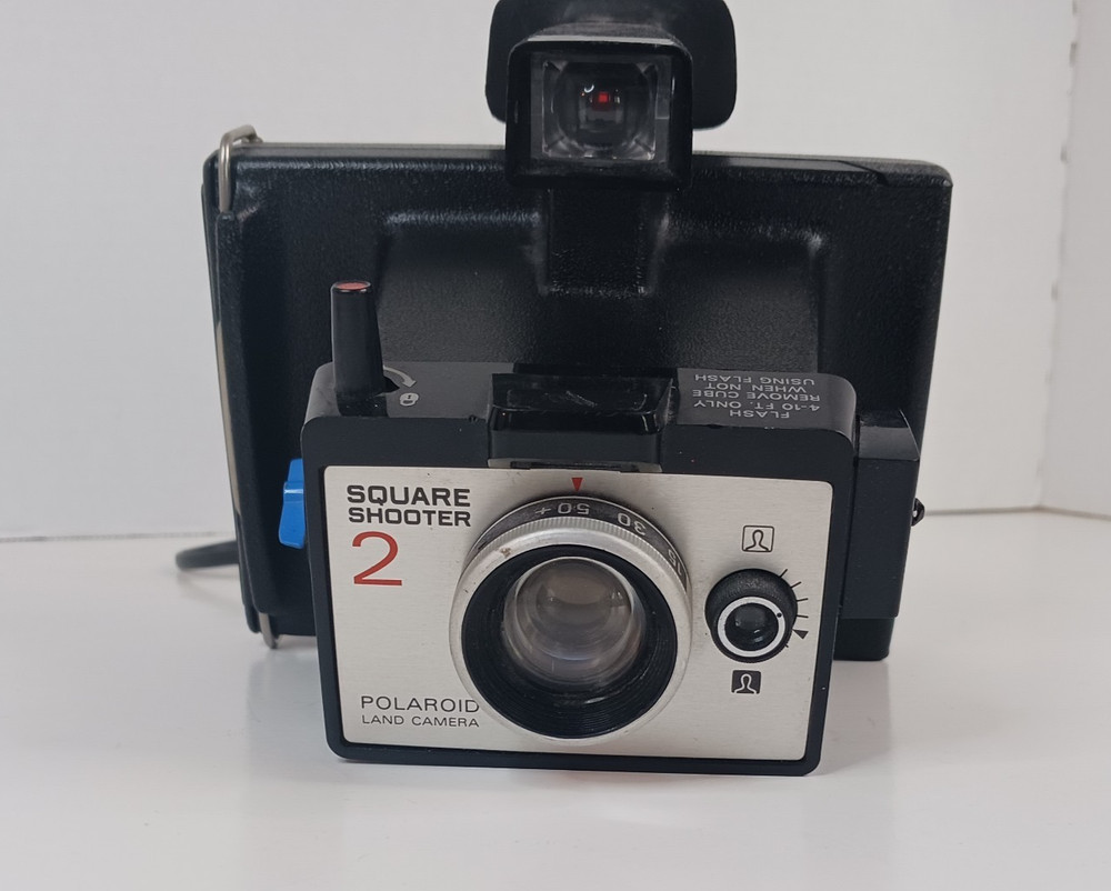 Vintage Polaroid Land Camera Square Shooter 2 - Untested