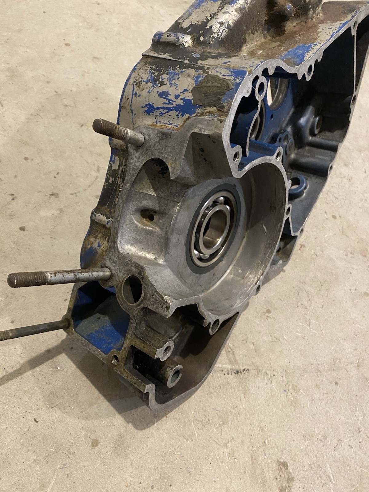 1987-1991 LT250R RIGHT SIDE CASE HALF, NO CRACKS