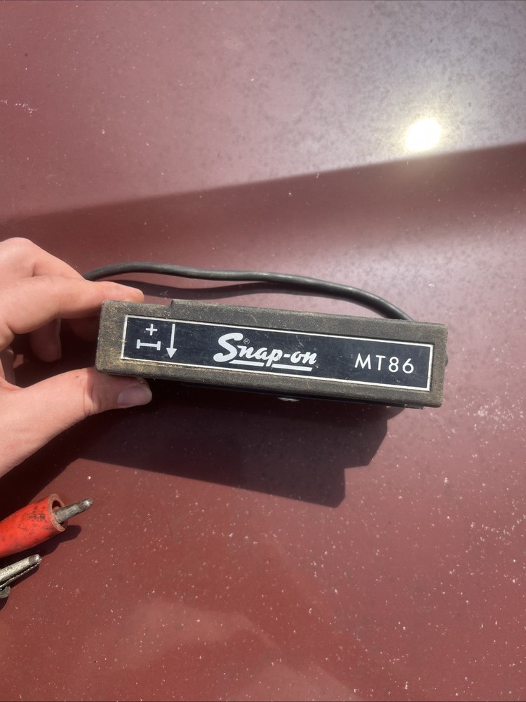 Vintage Snap-On Inductive Volt-Amp Meter MT 952, UNTESTED