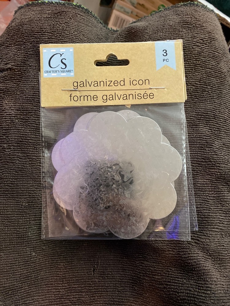 Crafters Square Galvanized Metal Icon Flower