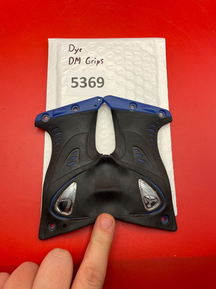 Dye DM Grips
