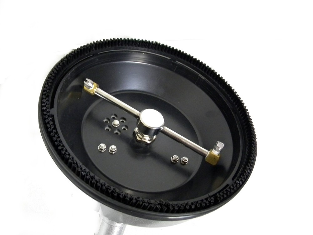 Tile and grout cleaning tool