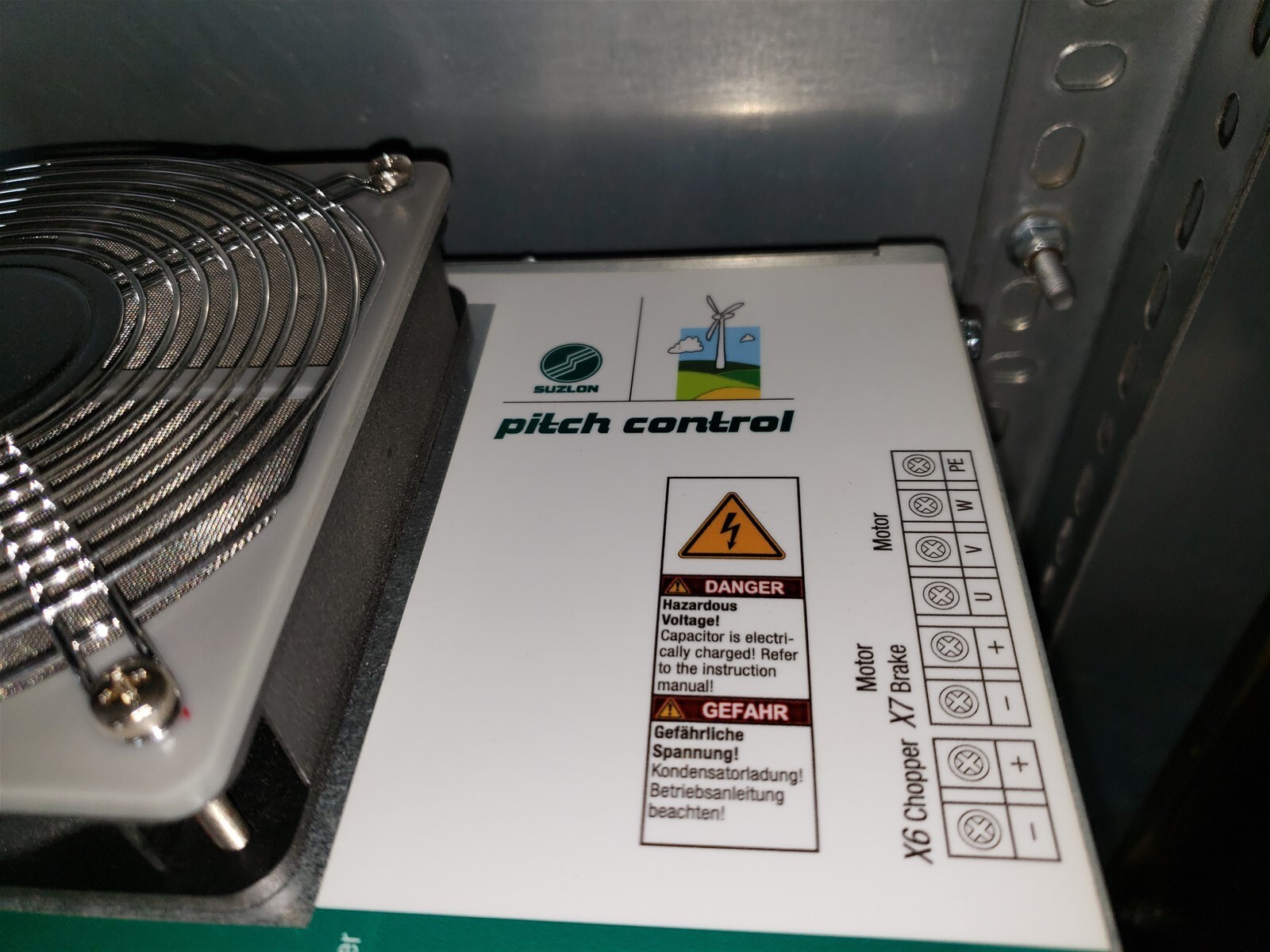 LTi DRIVES PM-E40.2DRA054P FW. 130.00-10 Wind Turbine Pitch Control Inverter 05