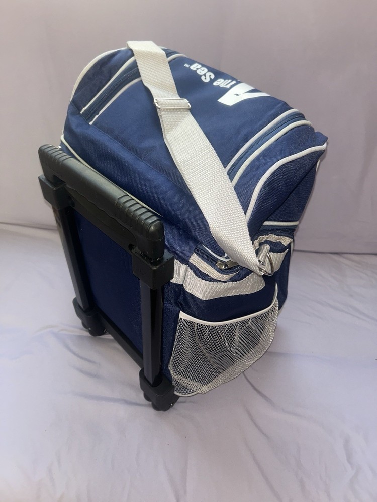 Picnic Cooler On Wheel