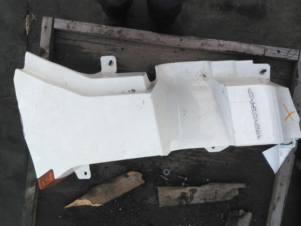 For 2020 FREIGHTLINER CASCADIA 126 COWL Left ,  CO