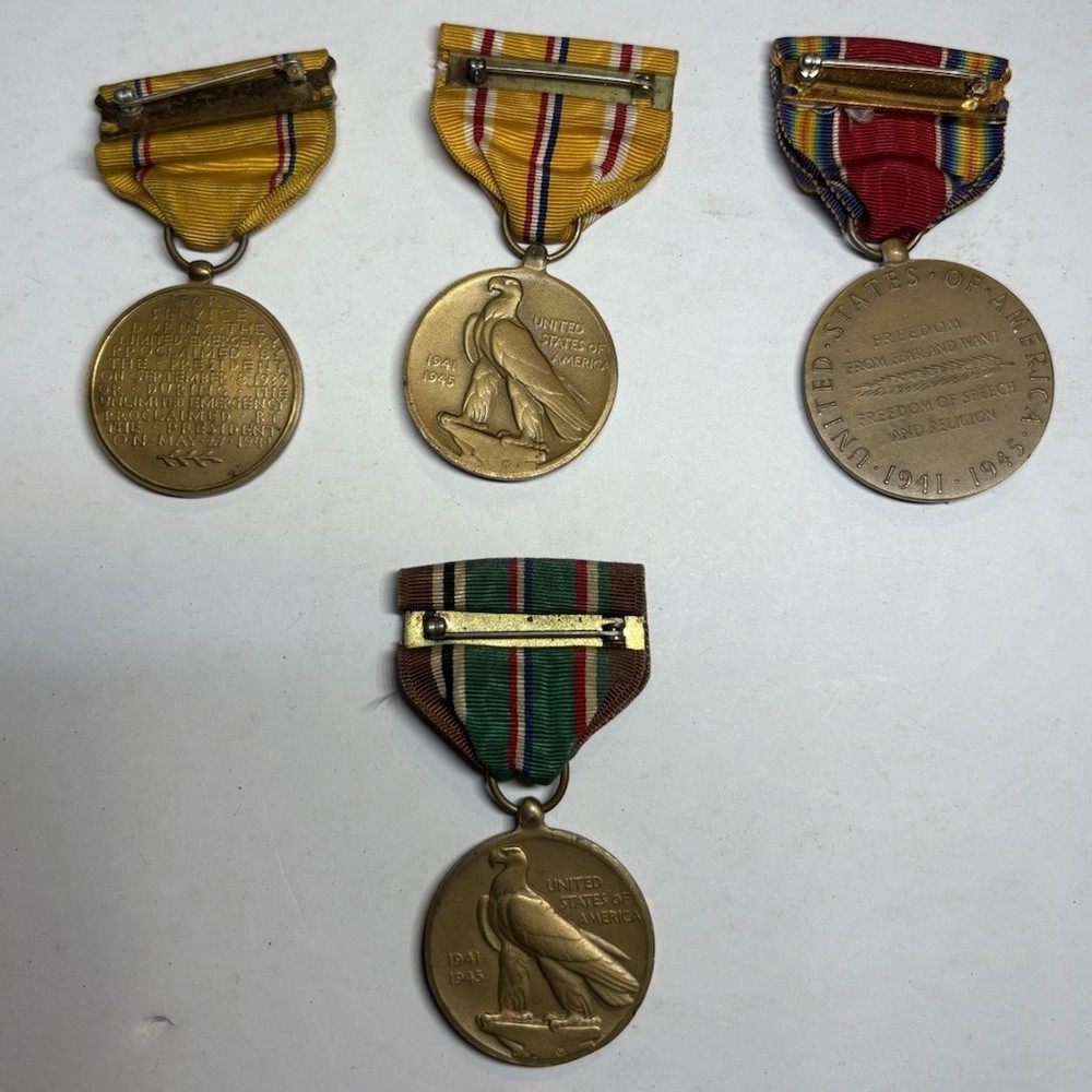 U.S. Army Medals Pins Patches. WWII. Military.