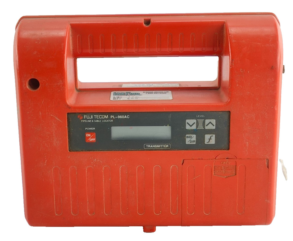 FUJI TECOM PL-960AC Pipeline and Cable Locator Transmitter