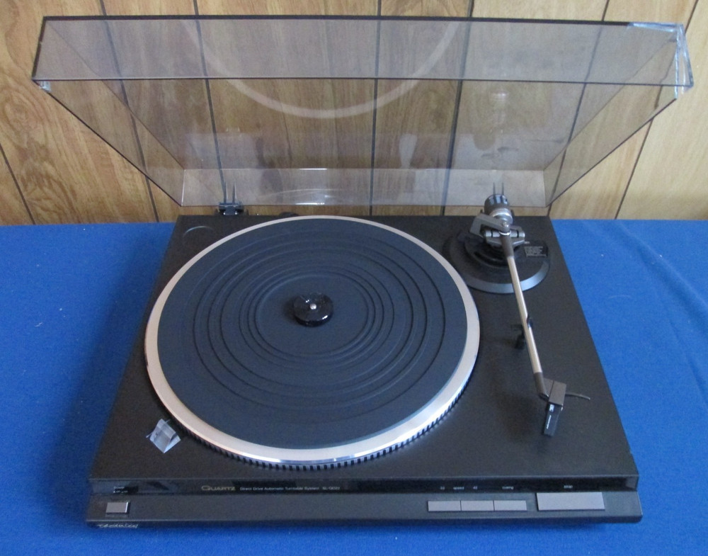 Technics SL-QD22 Quartz Direct Drive Automatic Turntable