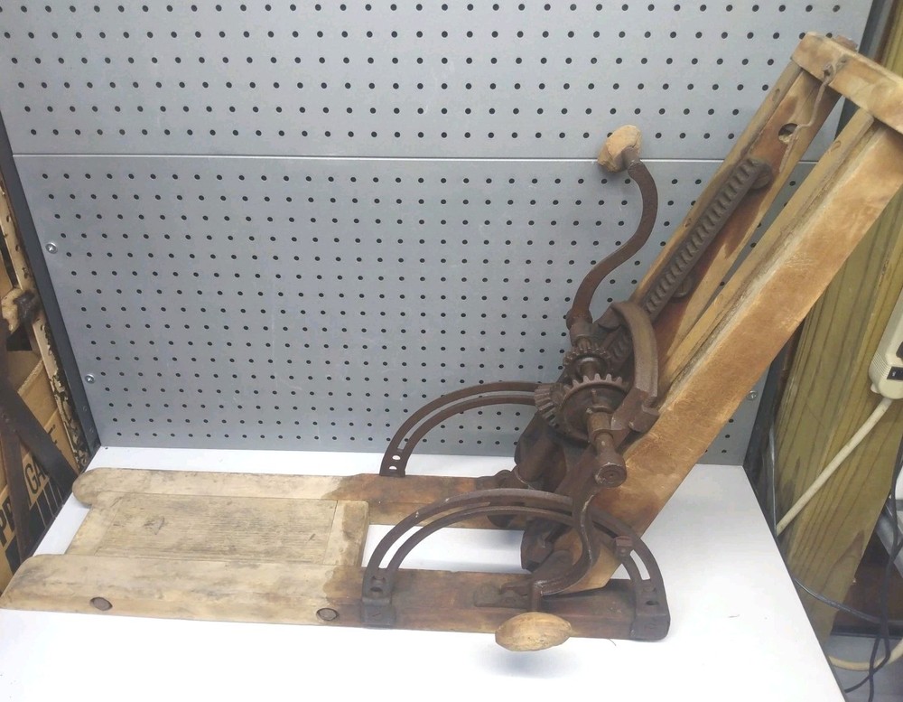Antique Barn Beam Boring Machine Hand Drill Brace