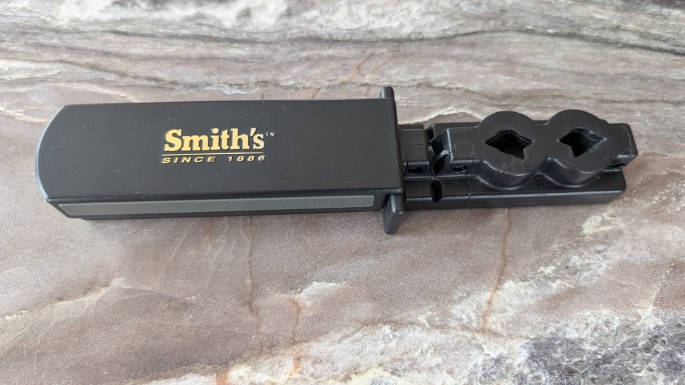 Smith's CCD4 3 in 1 Sharpening System Plain Edge Serrated Knives Hooks Smiths