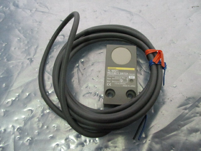 Omron T2-W5F2 Proximity Switch, Sensor, 451705