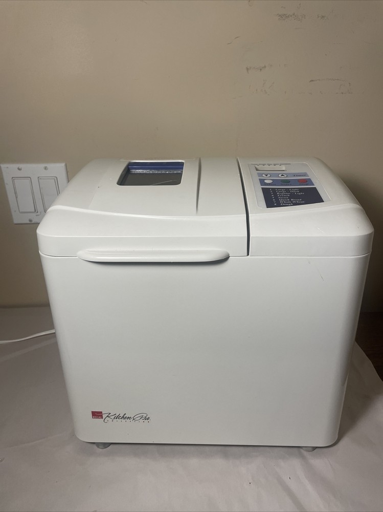 Regal Kitchen Pro Breadmaker Automatic 2lb Model K6743 With Guide Cookbook Works