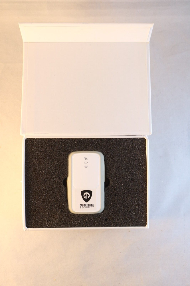 BrickHouse Security Model GL200 GPS Security Tracker w Power Charger TESTED