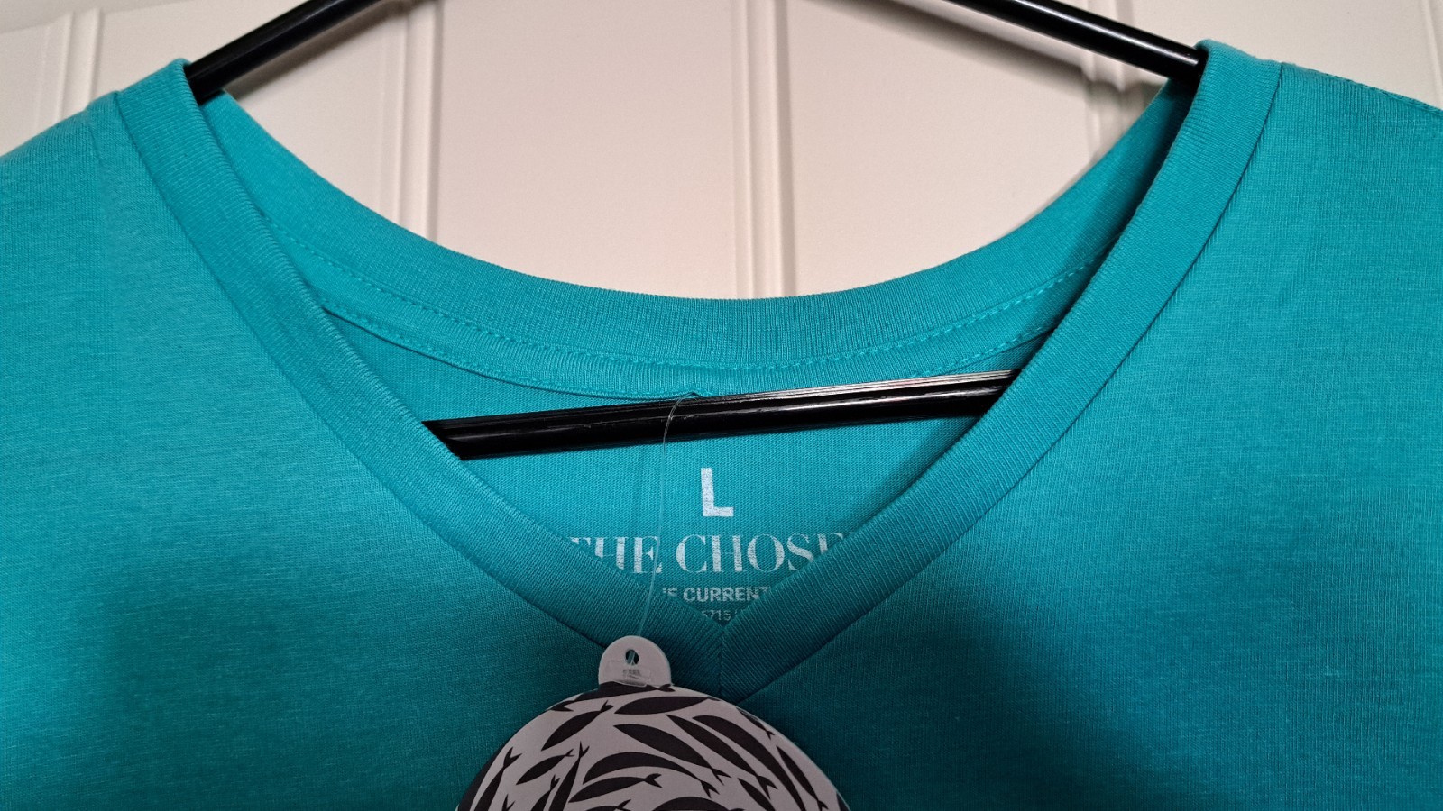 THE CHOSEN Against The Current V Neck T-Shirt Large In Teal NEW!