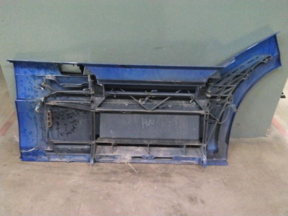 For 2017 VOLVO VNL SIDE FAIRING Left , IL