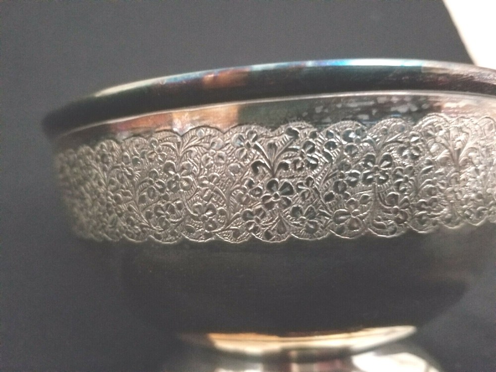 Lovely Silverplate Candy Dish / Bowl: Intricate Etching all Around the Side