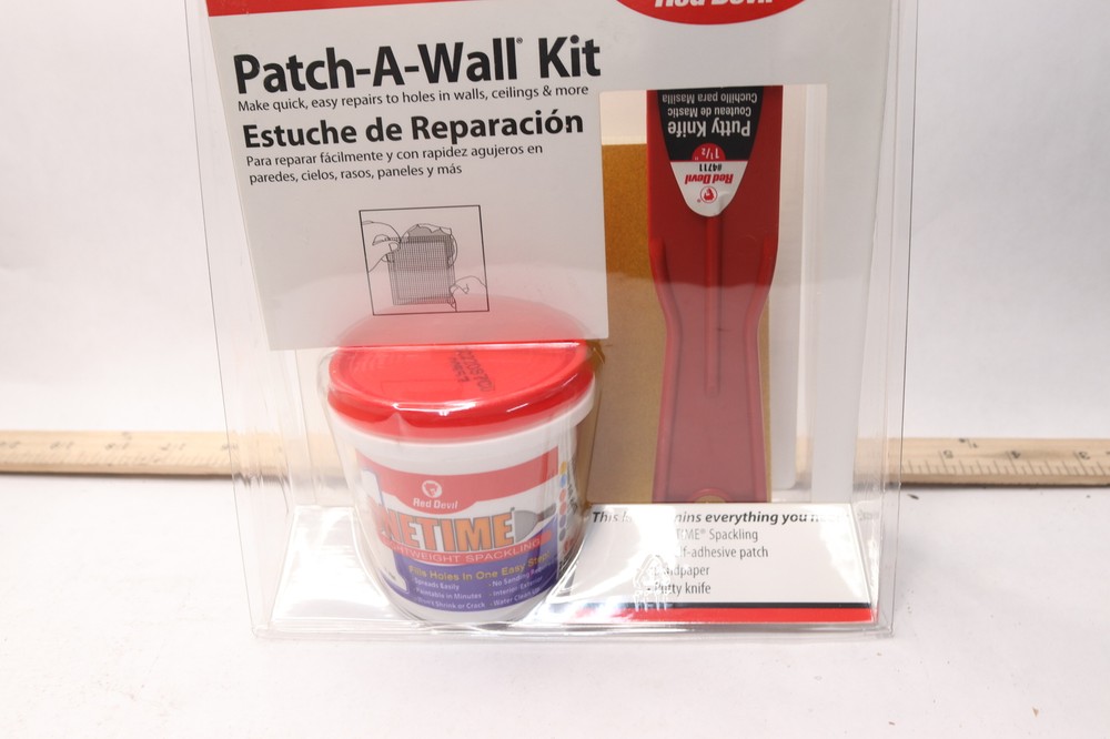 Red Devil Lightweight Spackling Patch A Wall Kit 1/2 Pint 0549