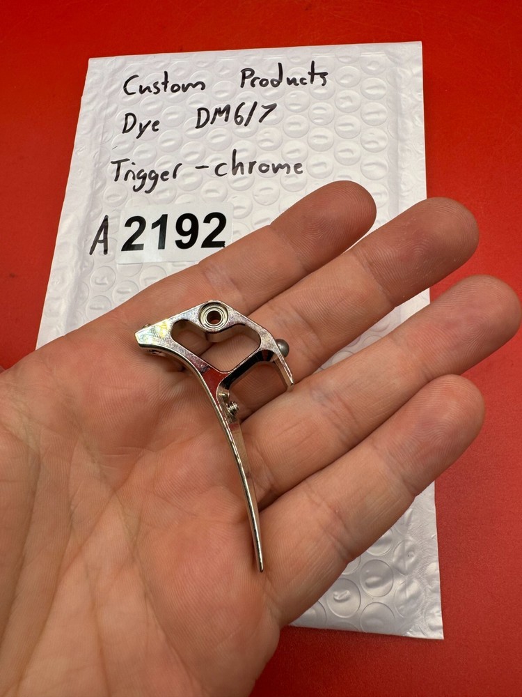 Custom products Dye DM6/7 Trigger-Chrome