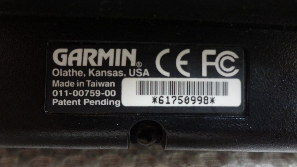 GARMIN GPSMAP 182C MARINE CHART PLOTTER FISHFINDER GPS UNIT w/ MOUNTING KNOBS