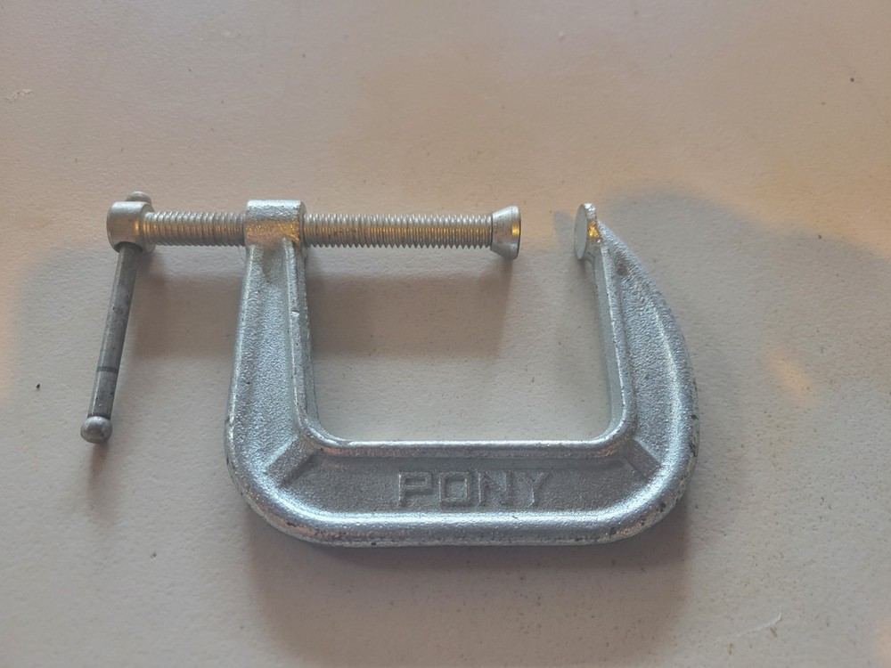 Pony C-Clamp 1425-2 1/2"