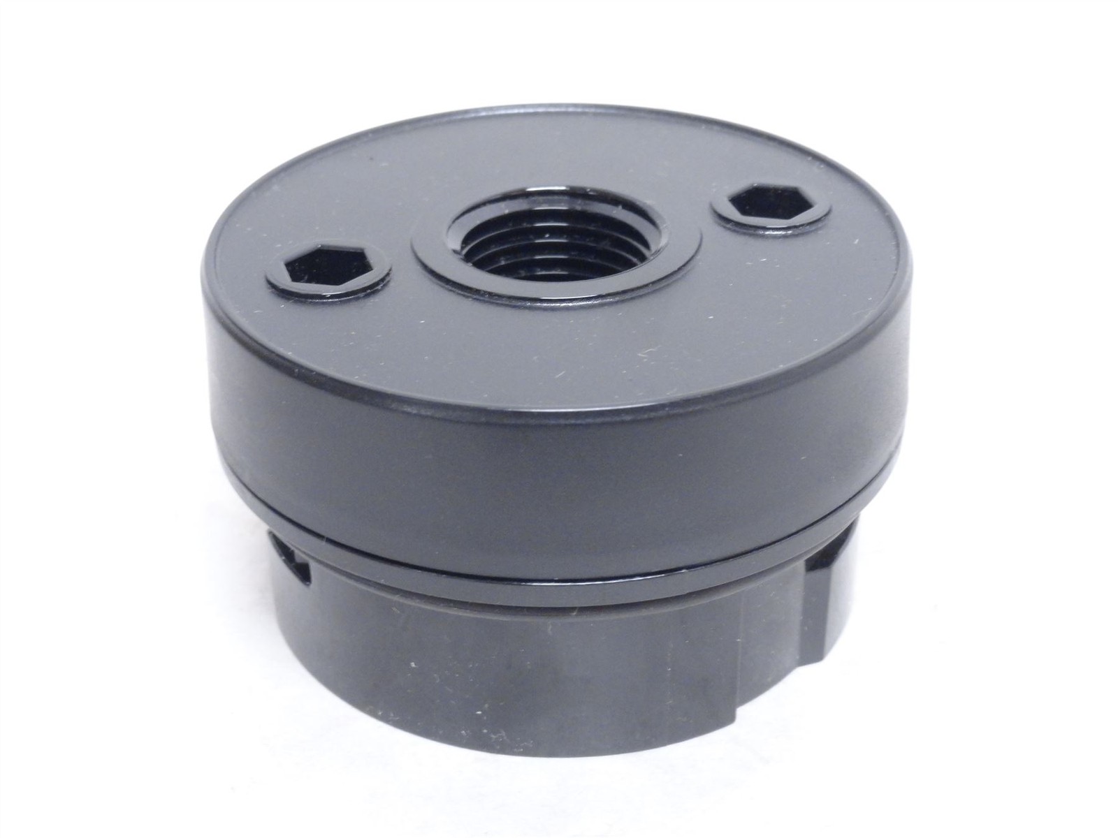 247213 New-No Box; Allen-Bradley 856T-BMASN Stack Light Base Adaptor 70mm