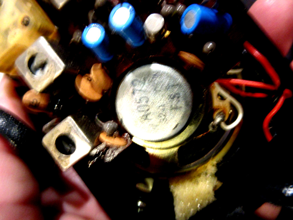 2-Vintage Transistor Radios Red-Computron & AITC Solid State