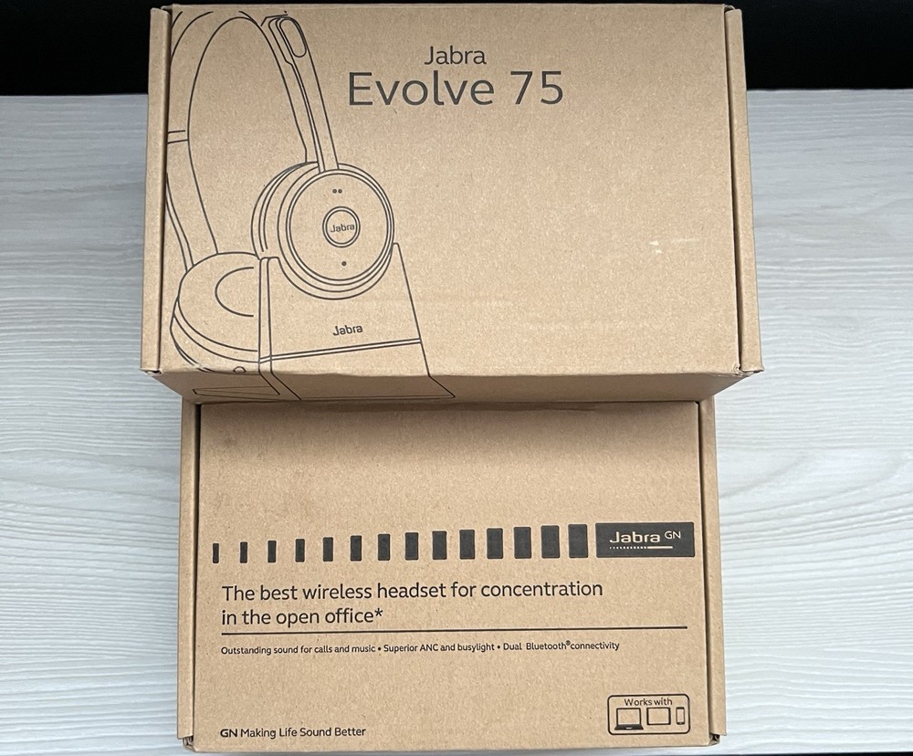Jabra Evolve 75 UC Stereo Wireless Headset with Charging Stand 7599-838-199