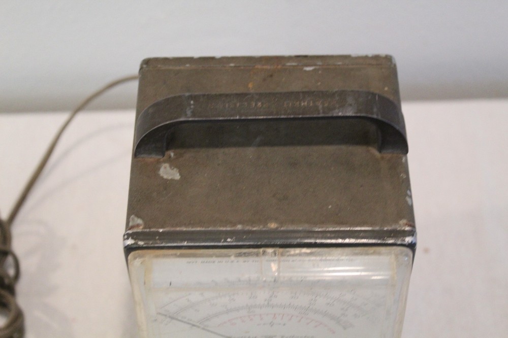 Heathkit Vacuum Tube Voltmeter Model V-7