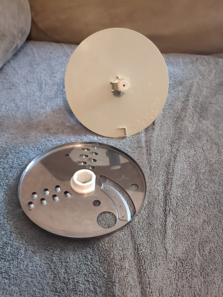 HAMILTON BEACH Emmie Food Processor Slicing Shredding Disc - Replacement Pt.