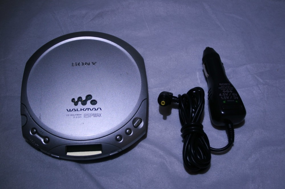 sony walkman cd player used / working