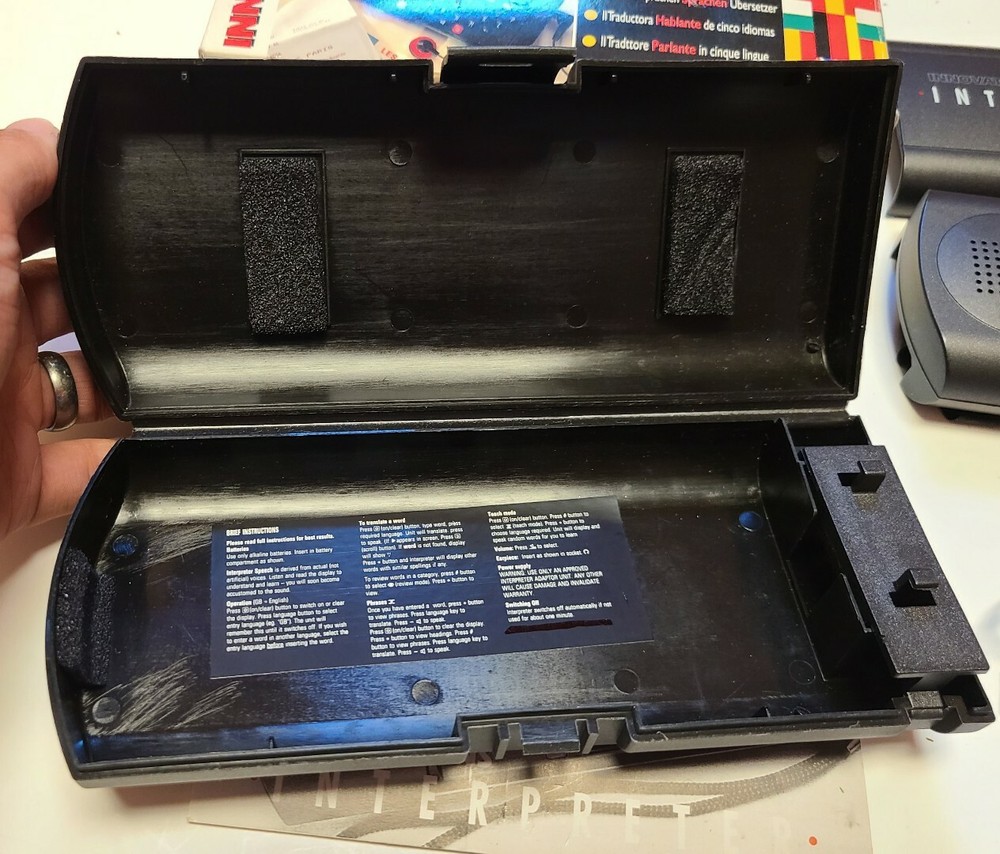 INNOVATIONS Electronic Hand Held INTERPRETER Complete With Case Manual Box CIB