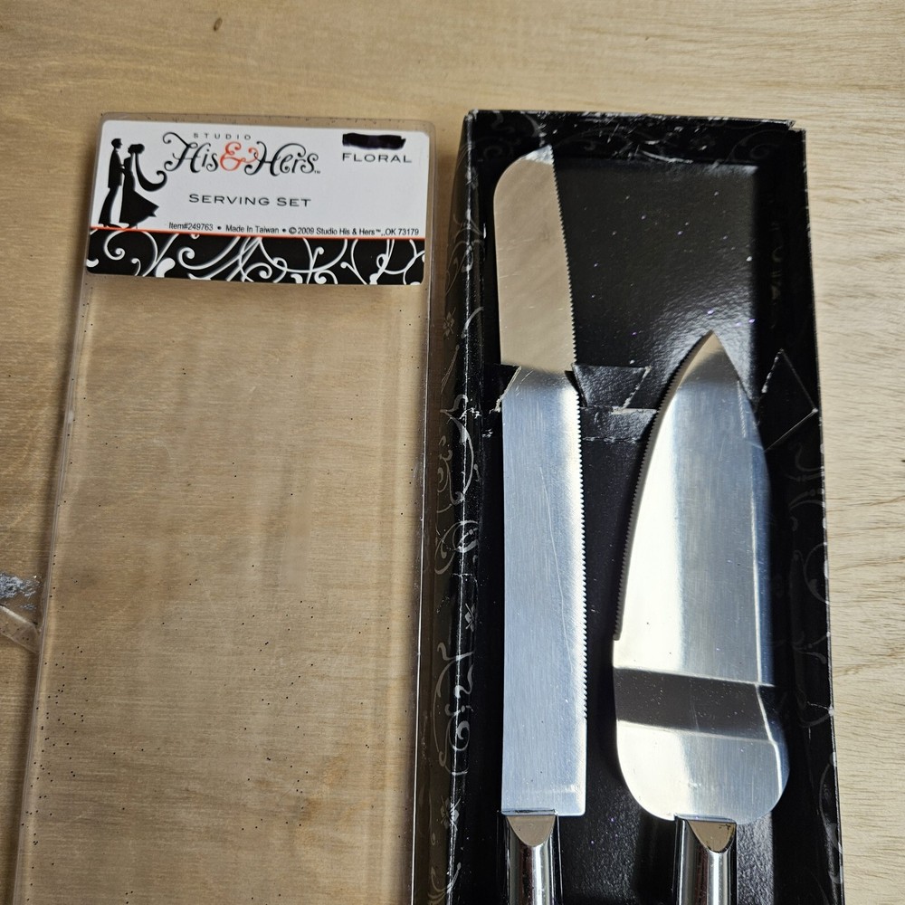 Studio His & Hers Serving Set Cake Knife & Serve