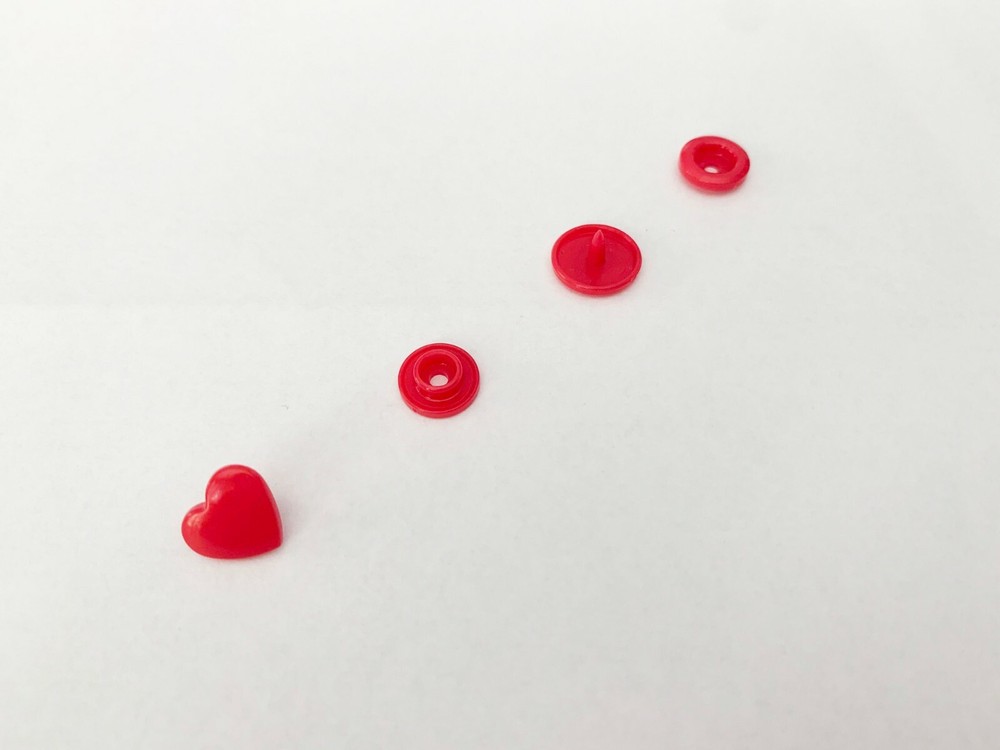 1000 KAM Snaps Heart Shape Size 20