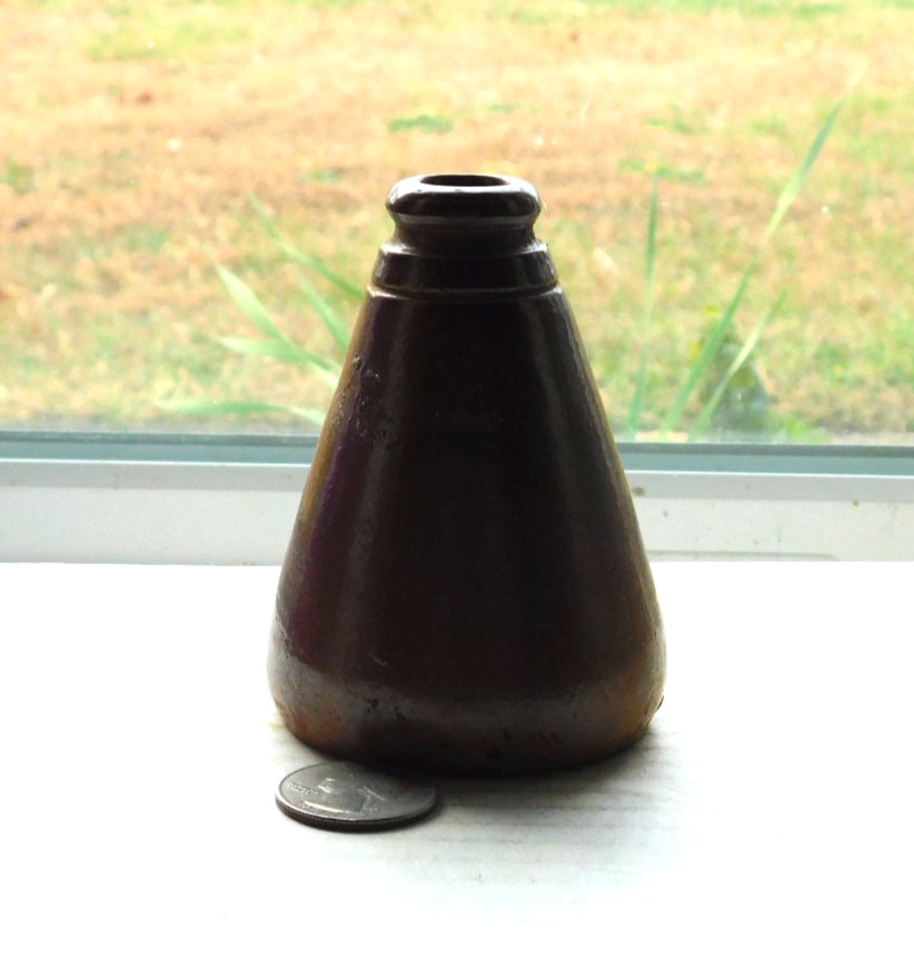 STUNNING BROWN POTTERY CONE INK BOTTLE