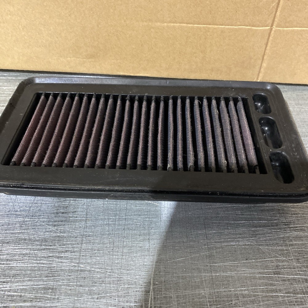K&N Air Filter Element 33-2041-1 (Performance Replacement Panel Air Filter)
