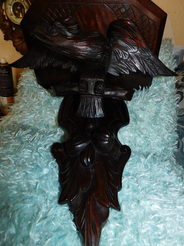ANTIQUE ORNATELY CARVED WOOD WALL SHELF BRACKET LEFT FACING EAGLE DESIGN