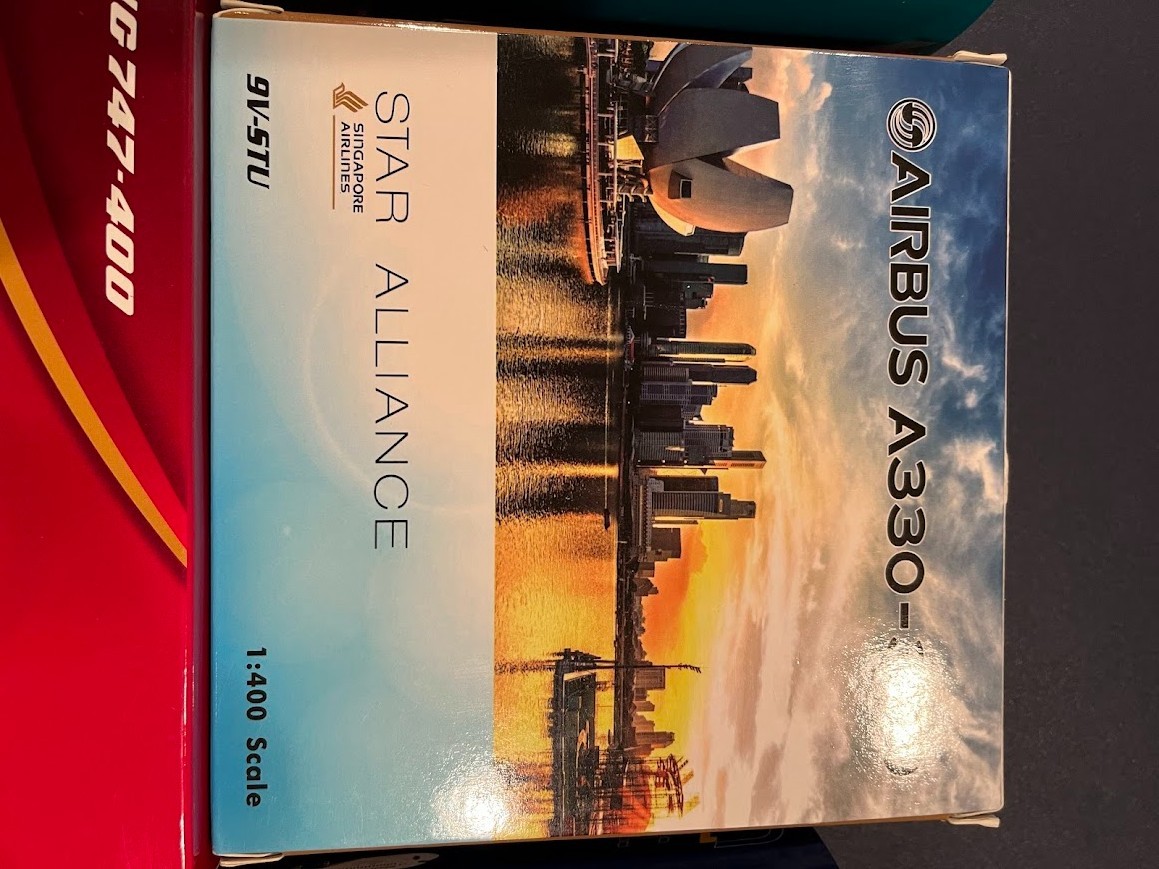 1:400 - Lot #7 Rare models - 9pcs including PANAM B 747 - YC/BB