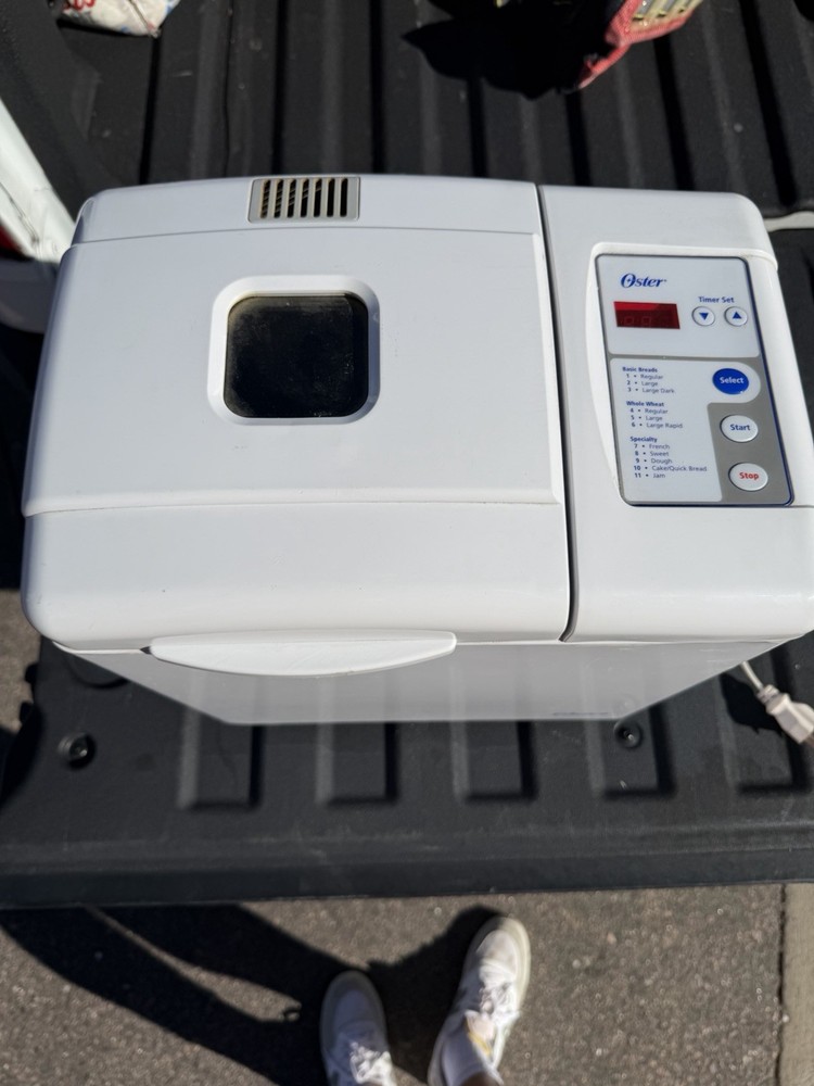 Oster 5839 Automatic Bread Maker Machine 520W 120V – No Bread Pan