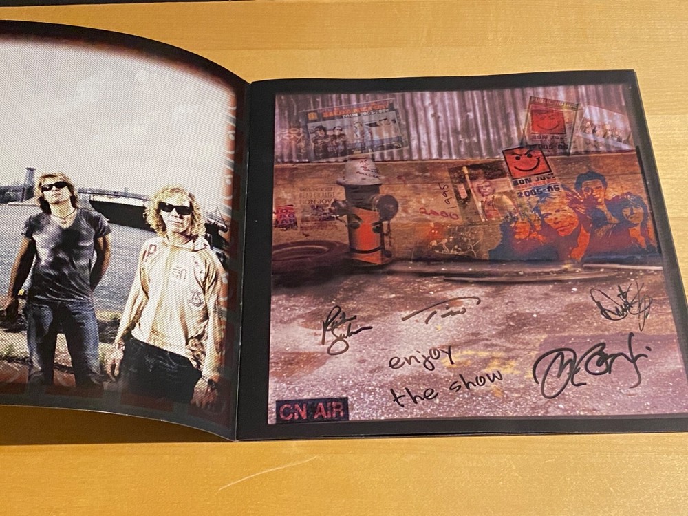 BON JOVI Have A Nice Day TOUR PROGRAM 2005-2006