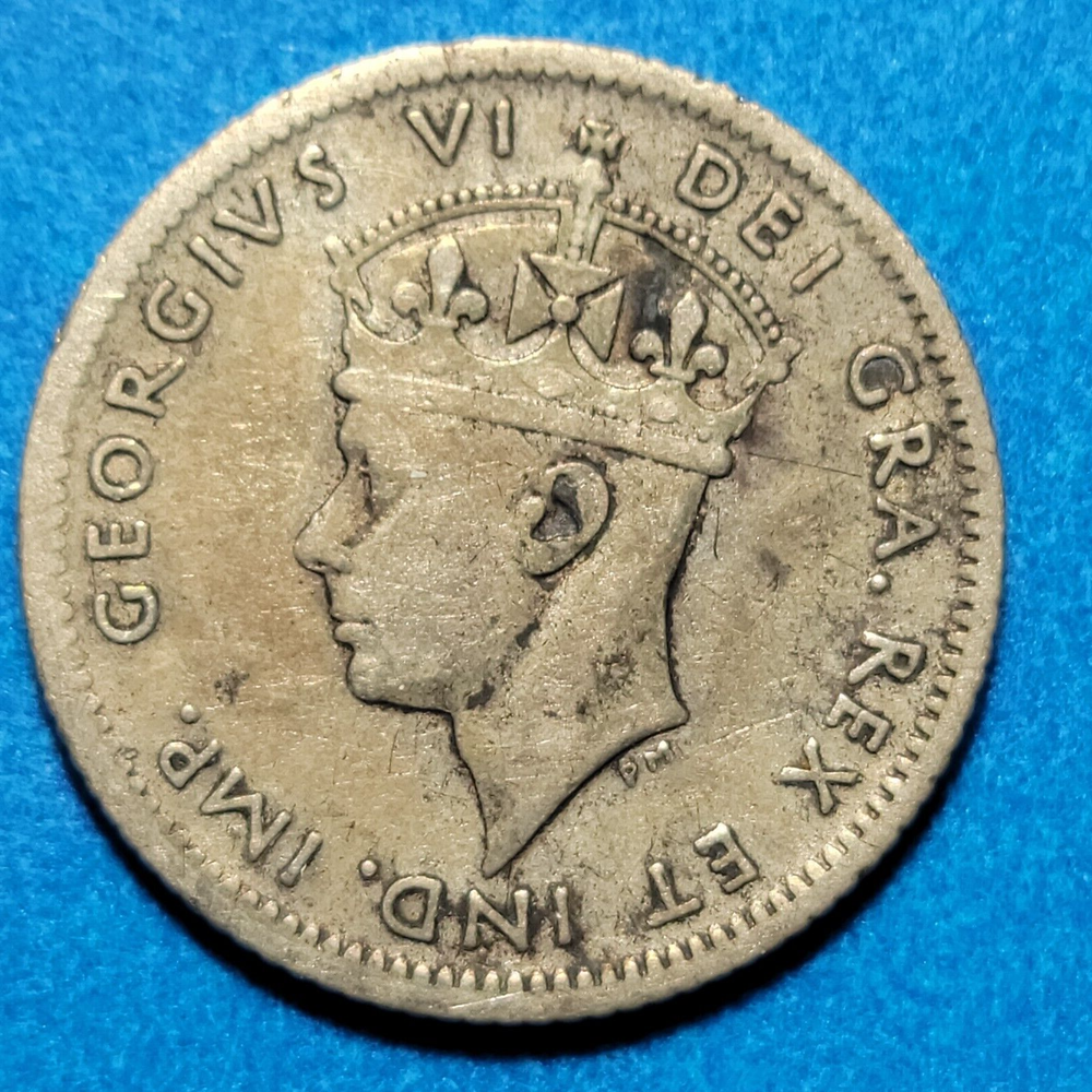 1941 C NEWFOUNDLAND 10 CENT SILVER COIN BK74