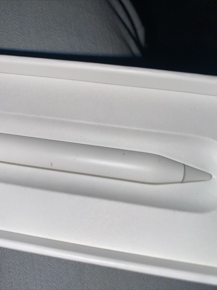 Apple Pencil 2nd Generation / Wireless Charging / Used / White / In Open Box