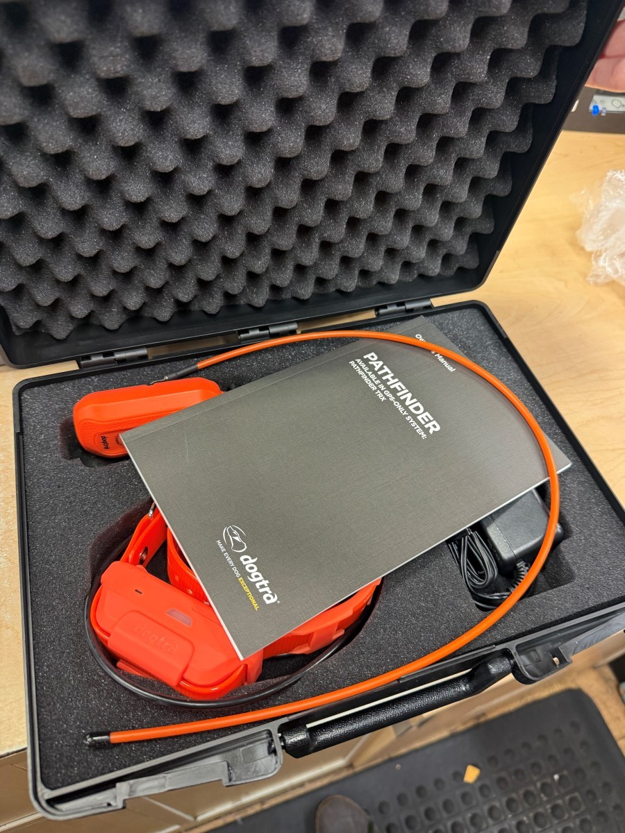 Dogtra Pathfinder (1st gen) Collar/Receiver Track And Train TWO COLL (ECP018675)