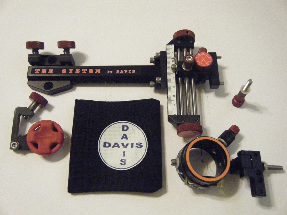 4" DAVIS TARGET SIGHT- Double knob-5.75 -black/red knobs-scope .010 green..