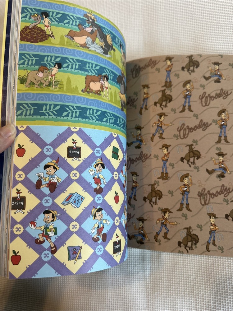 Making DISNEY SCRAPBOOK Pages Guidebook 40 Sheets 68 Sample Pages Techniques NEW