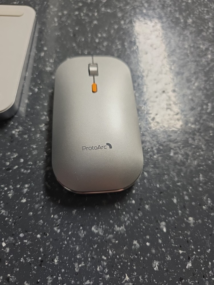 Backlit Full Size Bluetooth Wireless Keyboard/Mouse Combo - ProtoArc KM100-A