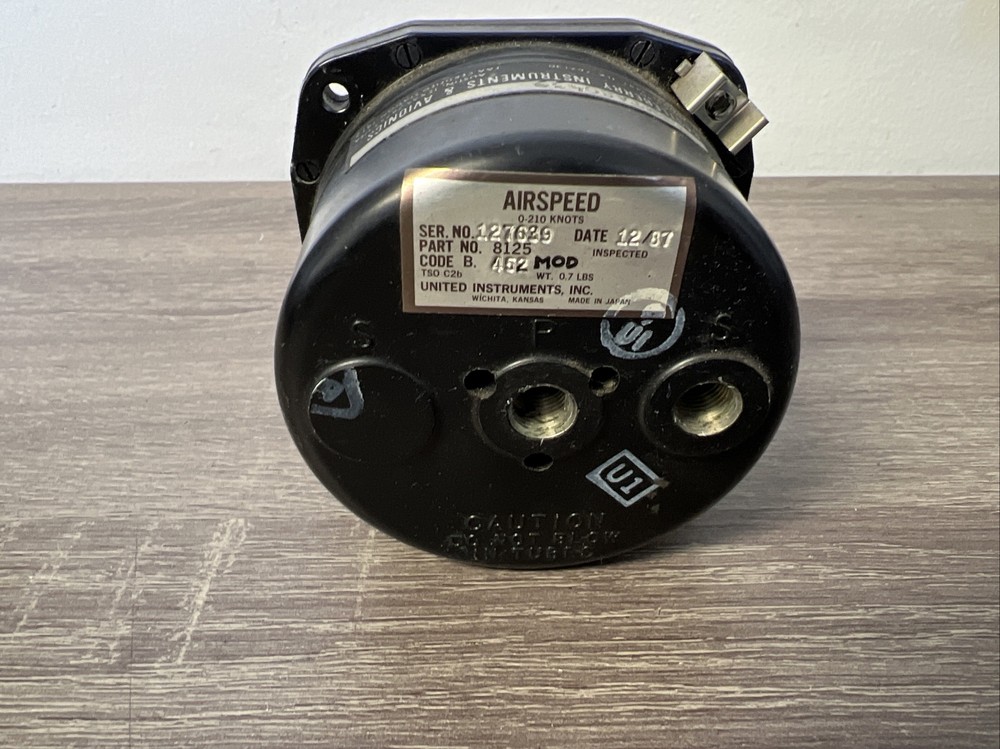 United Instruments, Inc. Airspeed Indicator P/N: 8125