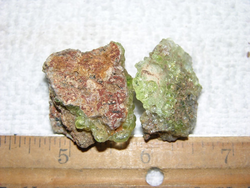 Geode pair opened with crystal centers 1 inch G80
