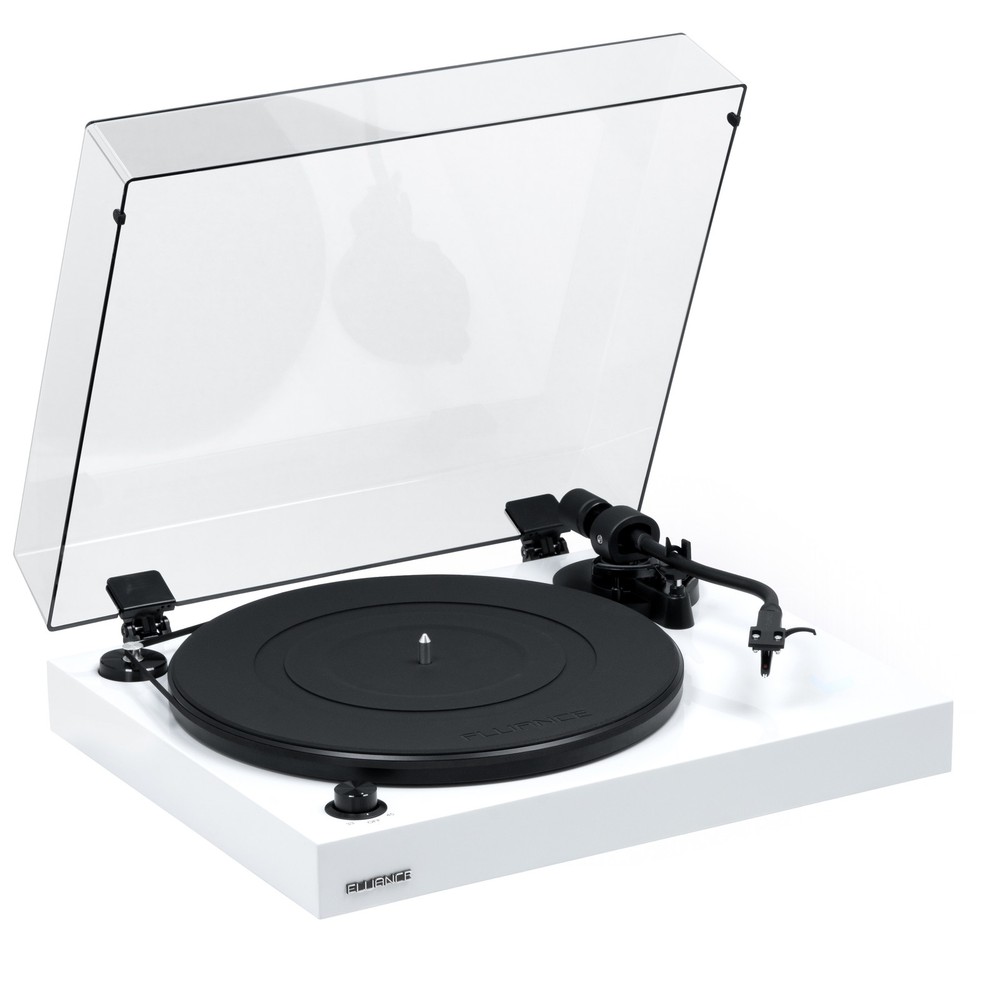 Fluance RT82 Reference HiFi Turntable with Ortofon OM10 And Isolation Base
